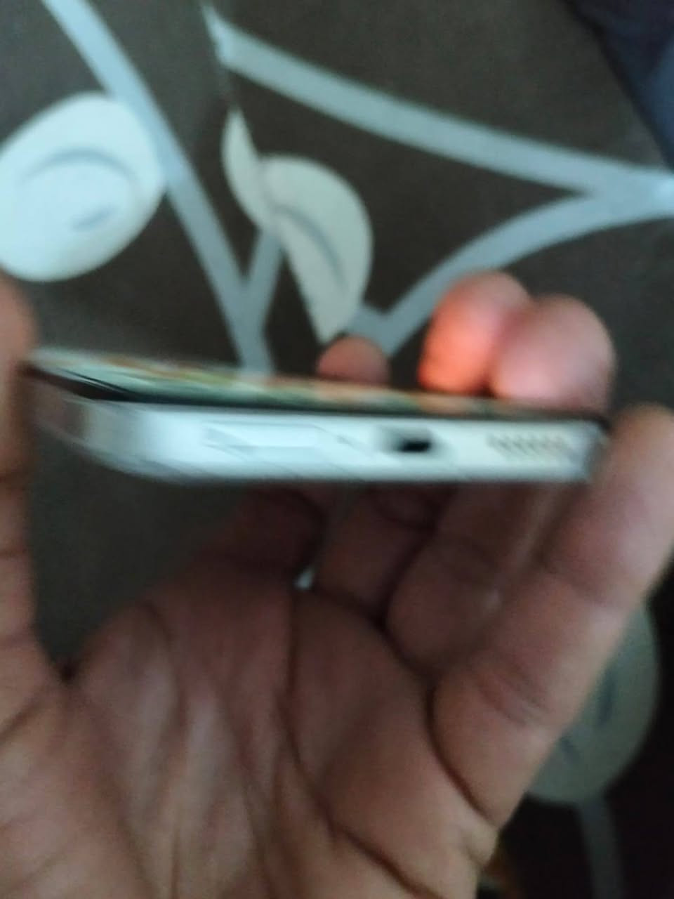 للبيع اومراوس ريدمي نوت 12 بروه بلاص ذاكره 256\8 شاشه امولد تردد 120 صوت ستريوه شحن 120 واط تصوير  4kكامره 200 بيكسل مقاوم للماء للمراوس بسامسونك او هونر للبيع 200 مجال قليل كفاله وضمان *********** وات ساب موجود
