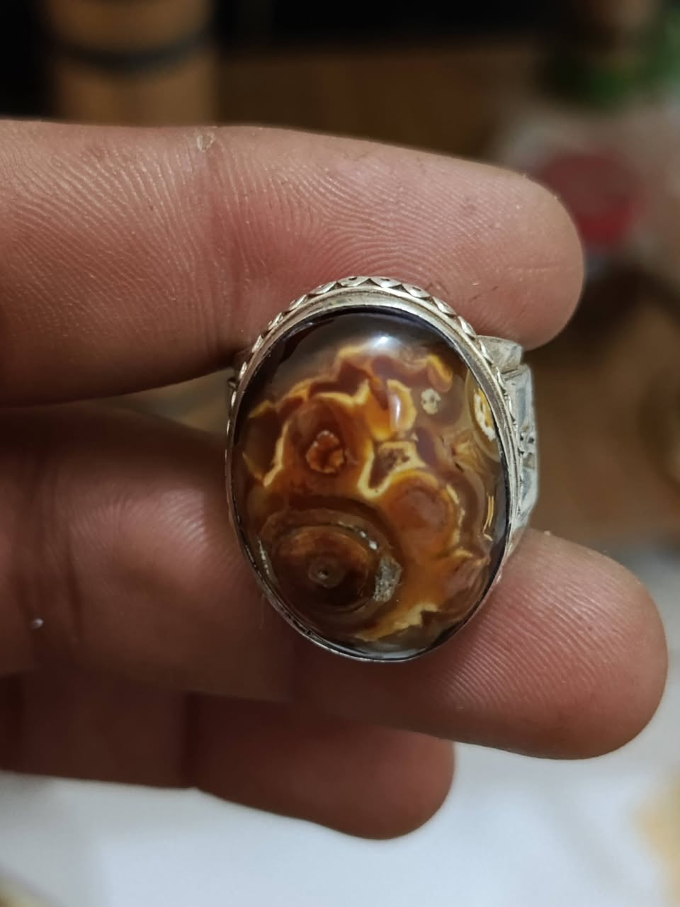 داوودي قديم مصور وصوره واضحه لحجر روحانيه وطاقه قويه كلش ويكشف لونه اثناء لتختم بي سعره 75مكاني بصره تمعن بل جمال


**إذا كنت صاحب هذا الإعلان وتريد حذفه لأي سبب، رجاءا أرسل رسالة إلى الدعم الفني**