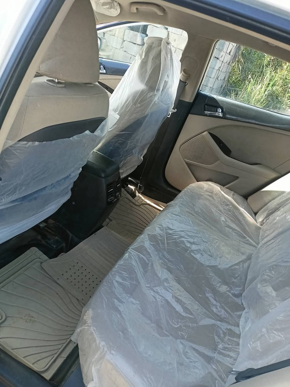 السلام عليكم
كيا اوبتيما خليجي موديل 2013 فول مواصفات 1/1 قماره حديد مكفوله كفاله عامه من الضربه والصبغ والتبديل سياره بوضع الشركه جديده جدآ رقم بغداد مشروع وطني تحويل مباشر مواصفات السيارة محرك 2400  دوش بصمة تشغيل بصمة أبواب شغاله بصمة جنطه حساسات بلاجكتور ويل كب اصلي يدات نيكل من الداخل والخارج شاشه تبريد أمامي خلفي دبل كزوز لد أمامي خلفي لايت عدسه سياره جديده جدآ من الداخل والخارج وجاهزه مكينة كير كهربائيات تخم تاير كله جديد تبريد ثلج  حدادية شرط ١٠٠% تراي زيرو مكان السيارة ذي قار - قضاء النصر

للاستفسار المراسلة على الخاص او الاتصال ***********
