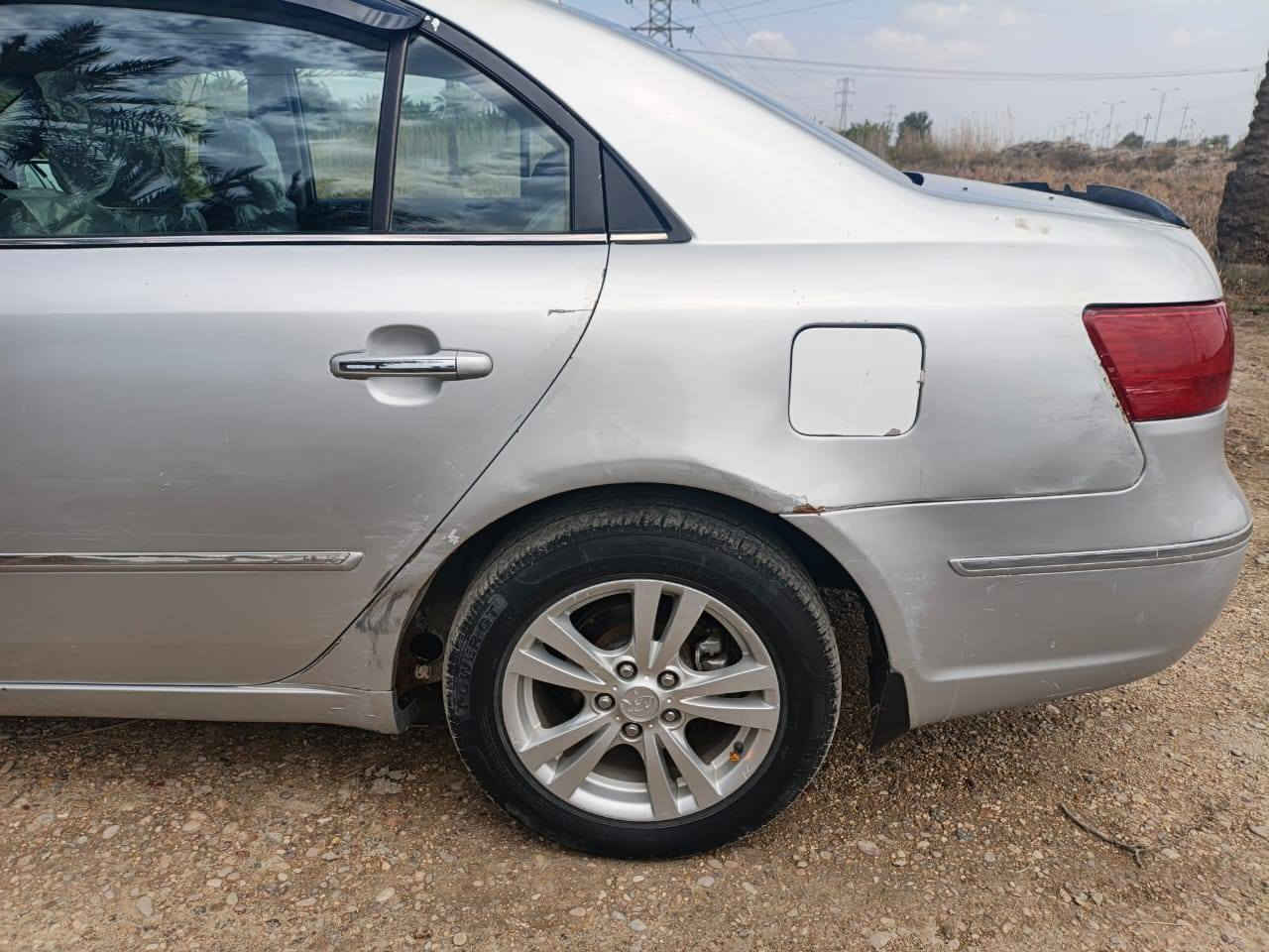 السلام عليكم سوناتا 2009 وارد امريكي حادثها جاملغ خلفي رقم صلاح الدين مميز كير ومحرك مكفولات دوشمه جديده صدر جديد تبريد شغال تحكمات استيرن وفتحه بل سقف السياره بها جراد الجنطه ولبنيد كلشي موضح بل صور السعر 88وبيها مجال قليل العنوان بغداد اليوسفيه *********** بيه وتساب
