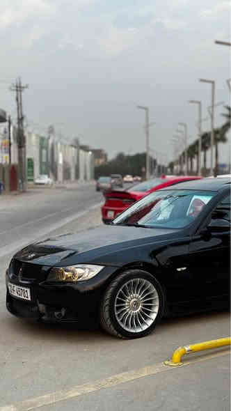 السلام عليكم 
للبيع 328 موديل 2008 نوزل قصير 
داخل جلد كهرباء نضام لوجك 7 السياره مابيها اي نقص او عطل كلشي بيها شغال صبغ 3 قطع فقط والباقي مكفول ويل جديد +تخم تاير كير ومحرك مكفولات صدر امامي خلفي جديد مكان السياره بغداد المنصور او حي البنوك سعر 115 وبيها مجال *********** بغداد
