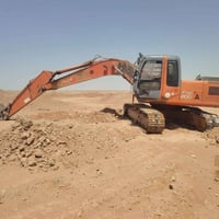 حفاره للبيع زت مديل 2005  سعر 220 للستفسار 07835937088