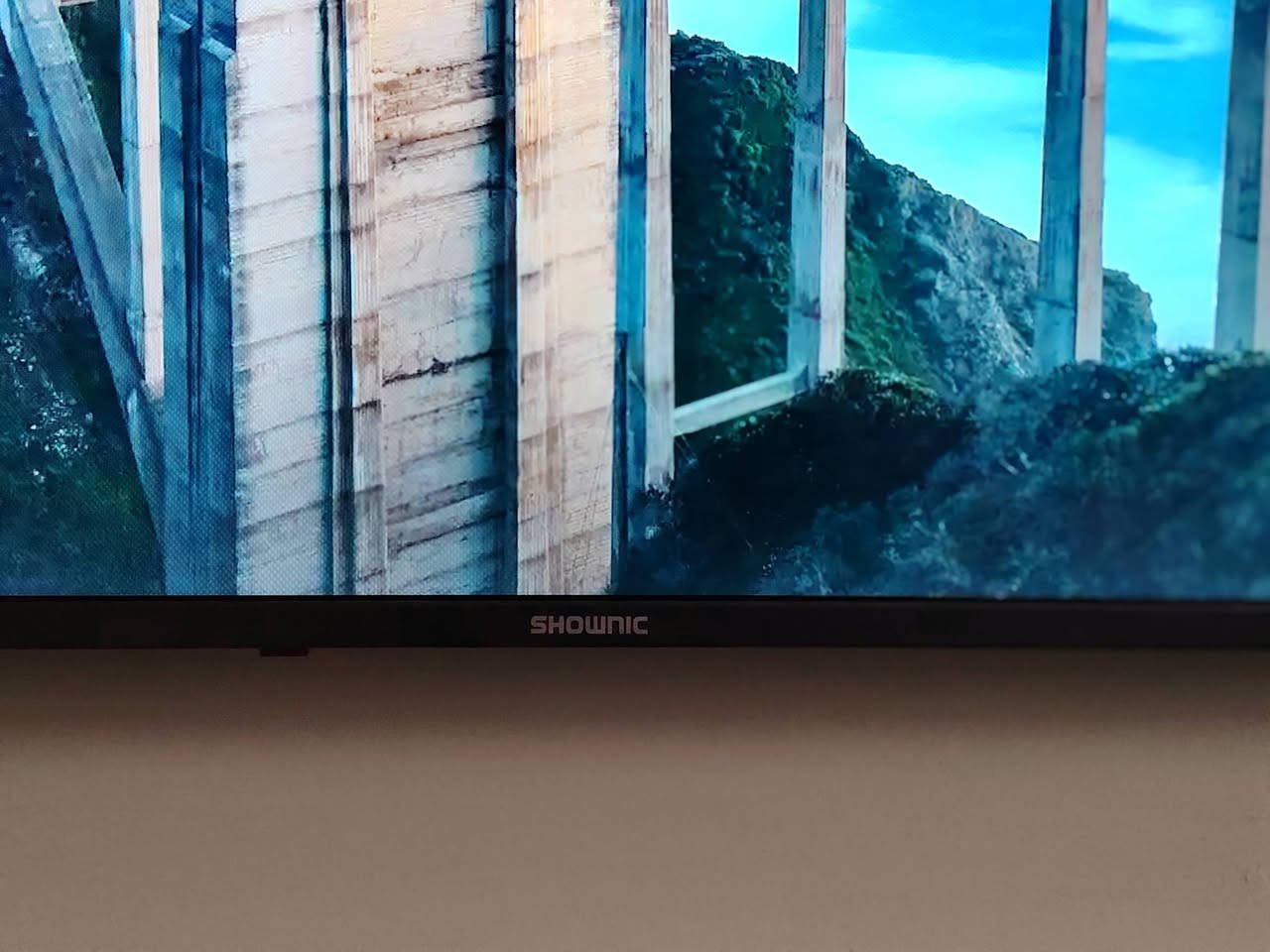 نوع   SHowmlc حديثه بيها ستلايت منها وبيها
نضام انرويد Tv
السعر 300
مكاني بغداد الزعفرانيه
***********
