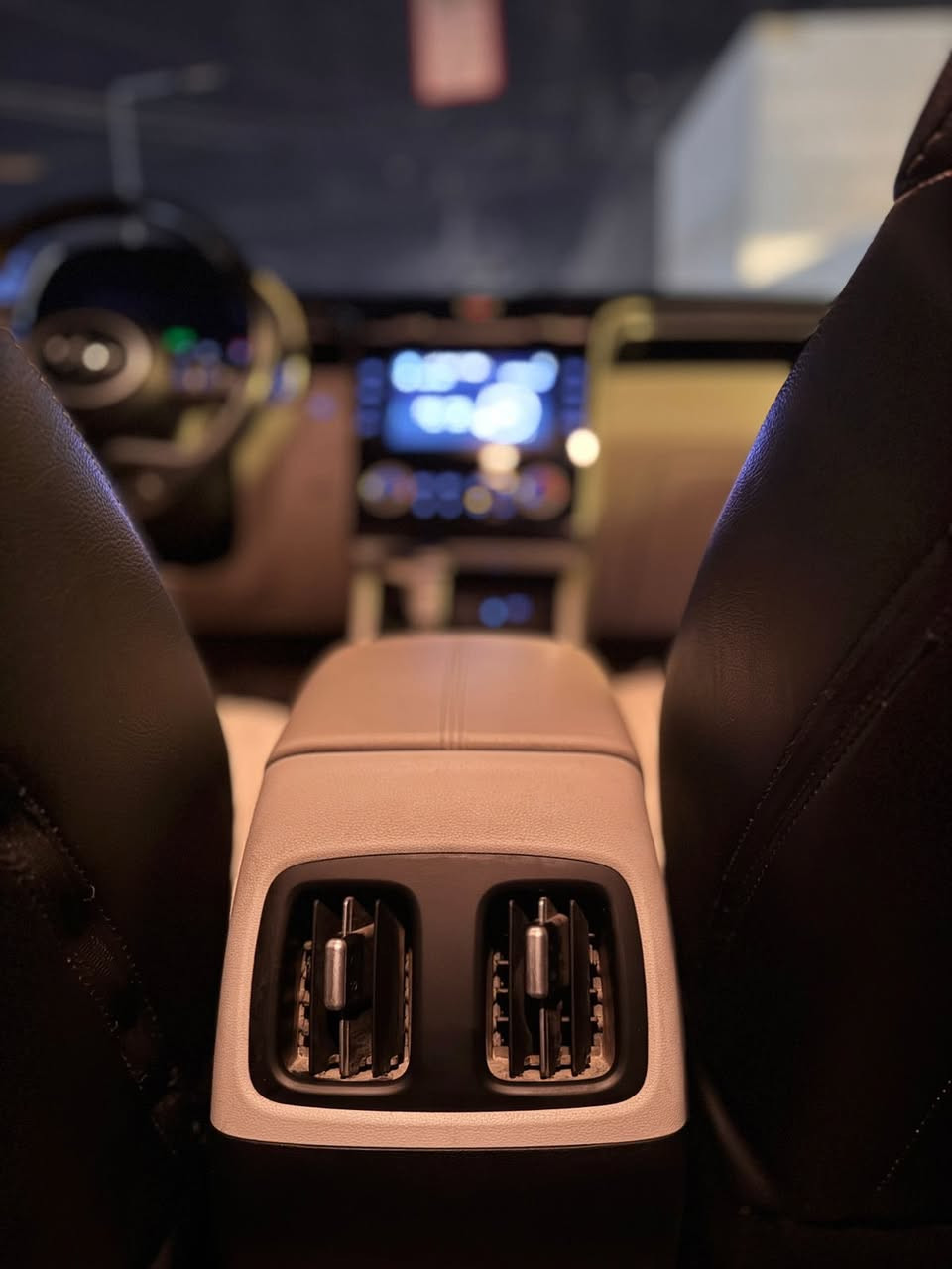 السلام عليكم
للبيع توسان 2022خليجي فول عدا بنراما 
كشنات كهربا رقم بغداد مكان السياره الفلوجه 
***********
