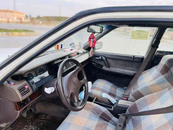 نيسان سدريك مؤدلي ٢٠٠١ موحةسةن ناو سور 
ئارمي پلاستيكي سليماني بةشةرتي ئةوةلياتوو خةرامة 
گيرومةكينة بةشةرت ئةكسل بةشةرت 
بئ بؤياخ دوو پةلةكاتي هةية و تةواو 
پيشوو دواي كةپس چةكوشي پيوة نيية 
تةقةو رةقة بةشةرت زؤر لة رةسمةكان جوانتر 
٥٧$مةجاليكي كةم 
شوين هةلةبجةي تازة 
0751 2219981
***********
