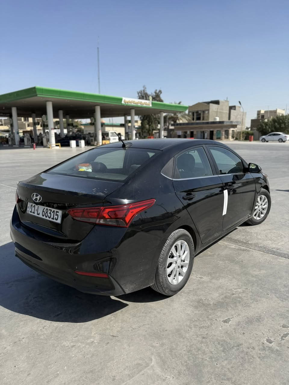 السلام عليكم
للبيع او مراوس 
————————-—————————- 
النوع :- اكسنت 
الموديل :- 2022
الون :- اسود 
الوارد :- امريكي 
الحادث :- دعاميه امامي + بنيد فقط.
الرقم :- بغداد باسمي الدولي 
المسافه المقطوعه :- 38 الف 
——————————————————
 الـمـواصـفـات 
• شاشه 
•كامره خلفيه 
• كير اوتماتيك + عادي 
• تحكمات ستيرن 
• سايد بريك يدوي 
• تبريد + تدفئه 
• لايت ليد 
• صندوق يدوي 
• بصمه ابواب فقط
• كار بلي + بلوتوث 
     باقي المواصفات معروفه 
—————————————————-
المكان :- بغداد 
السعر :- 123$ وبيها مجال 
للاستفسار او اتصال 
***********
