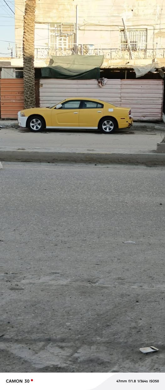 السلام عليكم جارجر للبيع موديل2012رقم بغداد سياره مكفوله كفاله عامه سياره حداديه باتري جدد سياره عايزه ترتيبات مكان سياره ديوانيه وتفاصيل اكثر واتساب ***********
