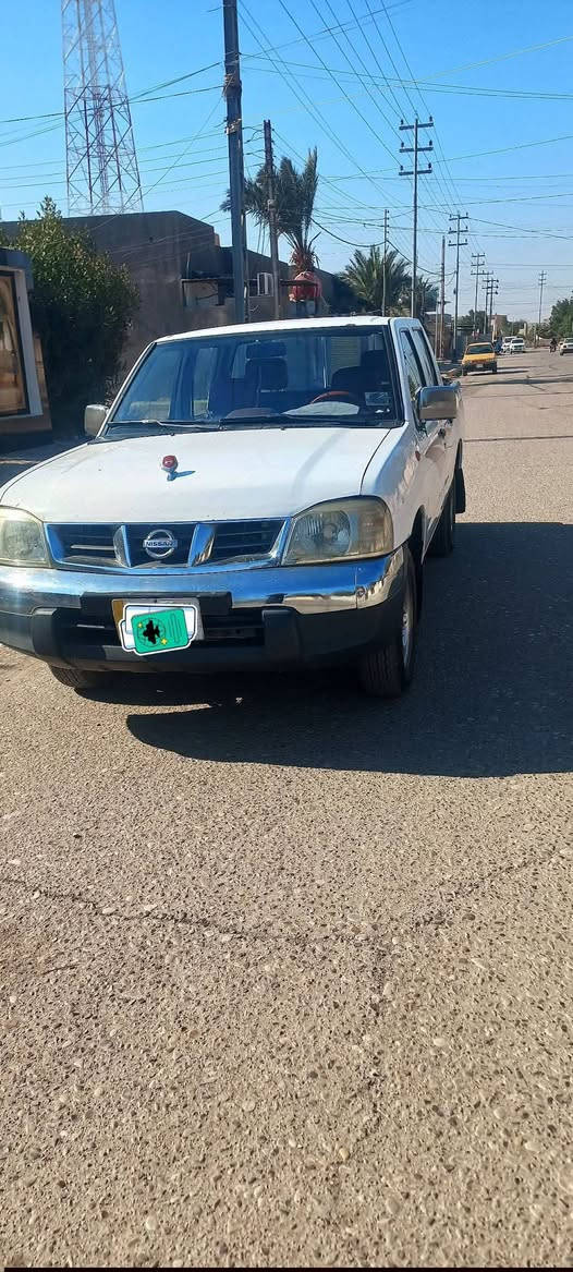 سلام عليكم نيسان 14للبيع بيها بارد بلبنيد كد شبر وبيها بربع يم سكن صبغ كلش قليل موضح بصوره سياره بعد كلها كفاله ميسان سنويه نافذه مصفره غرامات وضريبه سياره مال بيت سعر 120بيها مجال بصيط ***********
