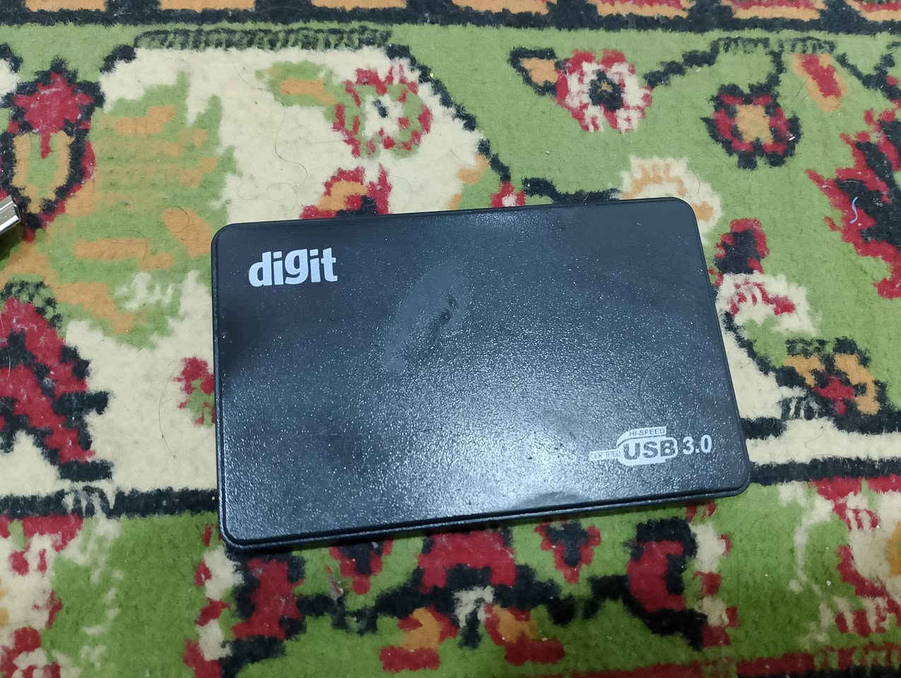 سلام عليكم بلي 3 مستعمل مهكر للبيع مع ملحقاتة وجويستك واحد ذاكرة 111GB ومعه هارد بيه اكثر من 40 لعبه ابرزها كاد اوف فور اسشن و كاد اوف فور جزء 3 وبيس نسخة اليورو 2024 وبيس2018 وباتل فيلد 4 وكولف ديوتي جزئين وماين كرافت نسخة القصه و GTA5 و GTA سان اندرياس مكاني نجف حي الجامعه للاستفسار تواصل وياي عبر الرقم *********** او صفحتي ع فيسبوك .
