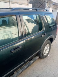 فورد اكسبلور موديل 2005 مزاد وزاره الداخليه تترقم أصولي السعر 60ابلادي...