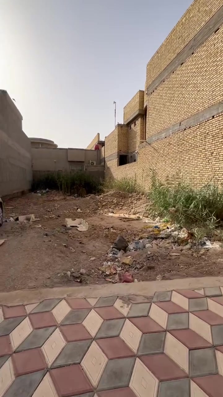 قطعه للبيع في الجديده مساحه طابو صرف مساحه 250 للاستفسار مراجعه مكتب الكيان ***********
