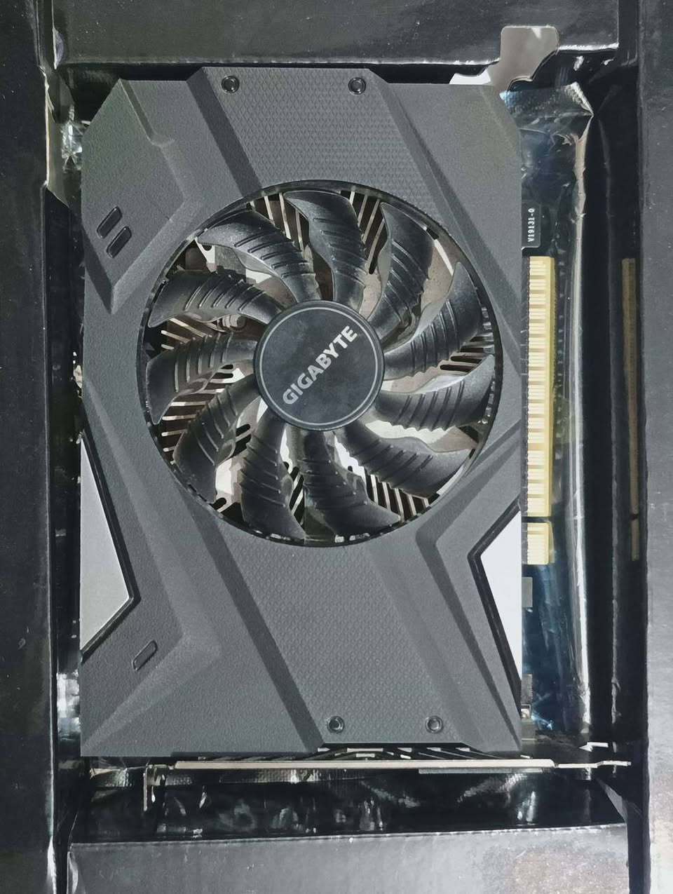 للبيع جهاز workstation قوي
15 6500

12 ram ddr4

x 1650 super بالعلبة 4

280w power

128 ssd

Windows 11

السعر مفاجأة في الخاص و انا مش تاجر


**إذا كنت صاحب هذا الإعلان وتريد حذفه لأي سبب، رجاءا أرسل رسالة إلى الدعم الفني**