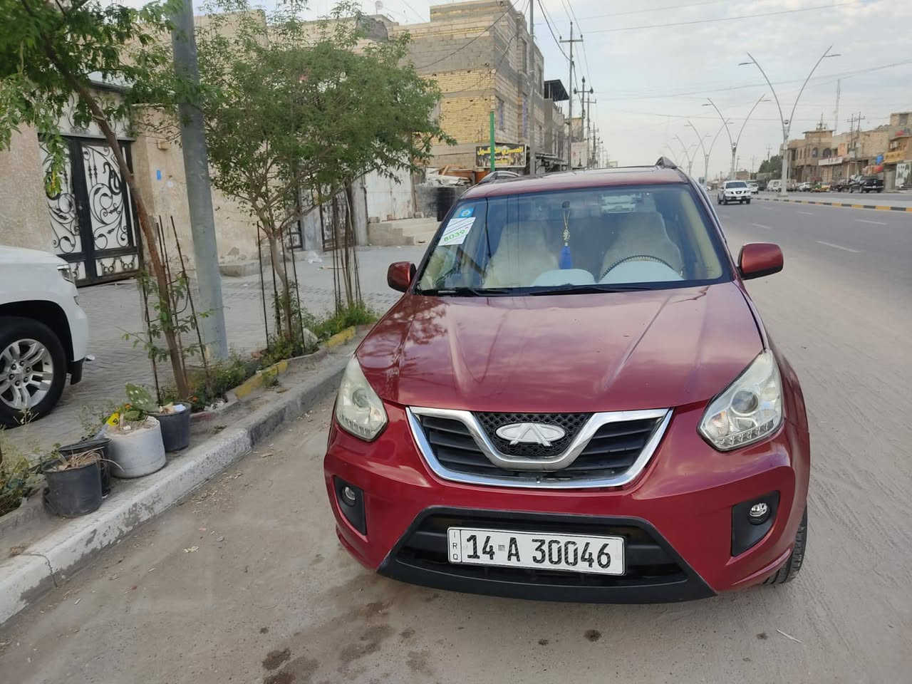 سلام عليكم للبيع تيكو مديل ٢٠١٣ رقم بصره نكليزي رقم وهز جديده تحويل ثاني يوم محرك مفتوح بلاد ماشيه ٨٩سياره مامتعوب ستخدام شخصي بيه صبغ فقط والبقي مكفول جاهز من كلشي 
سعر ٥٥ 
***********
