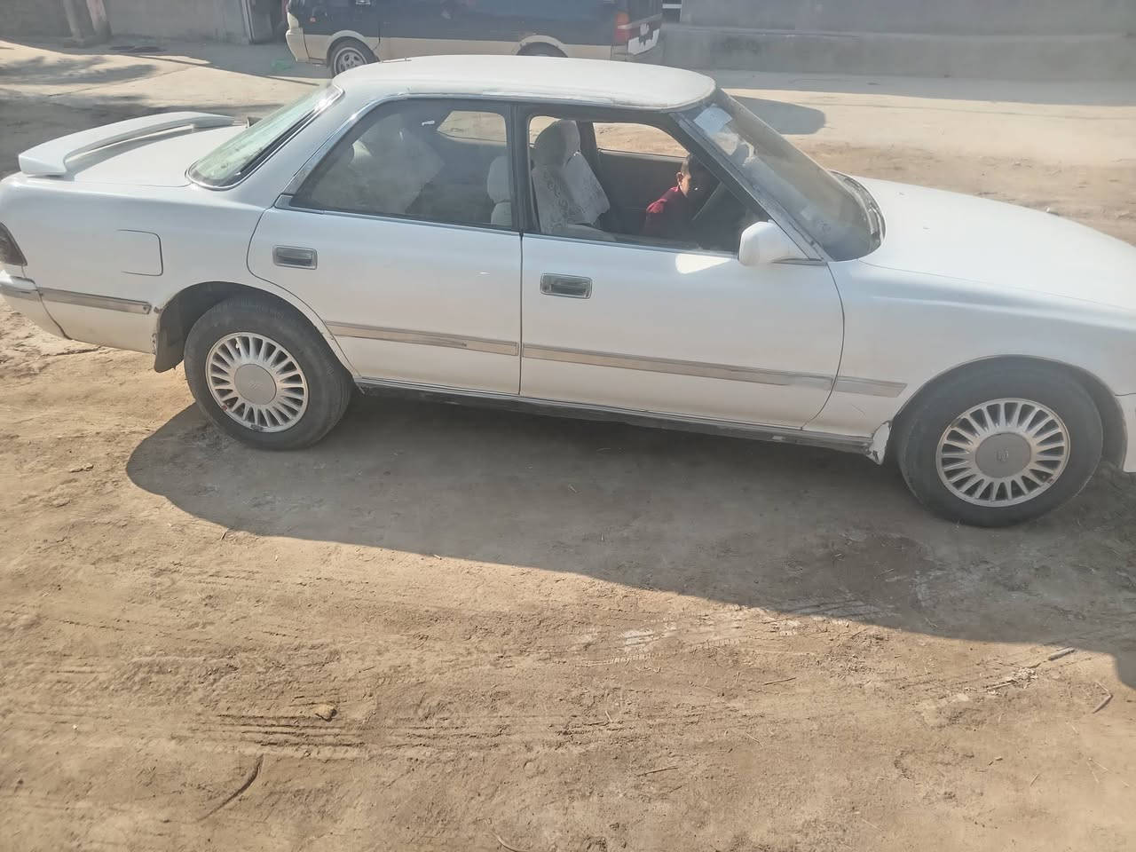 السلام عليكم مارك رقم كربلاء عضم سياره مكفولة من الكص والنقل جثة سياره مكينه ونجي ناعم مكينه وكير حداديه وتخم تاير كهربائية كل شغاله تبريد شغال سياره مال جناي خير من الله سعر 44 وبيه مجال العنوان بابل كفل ***********
