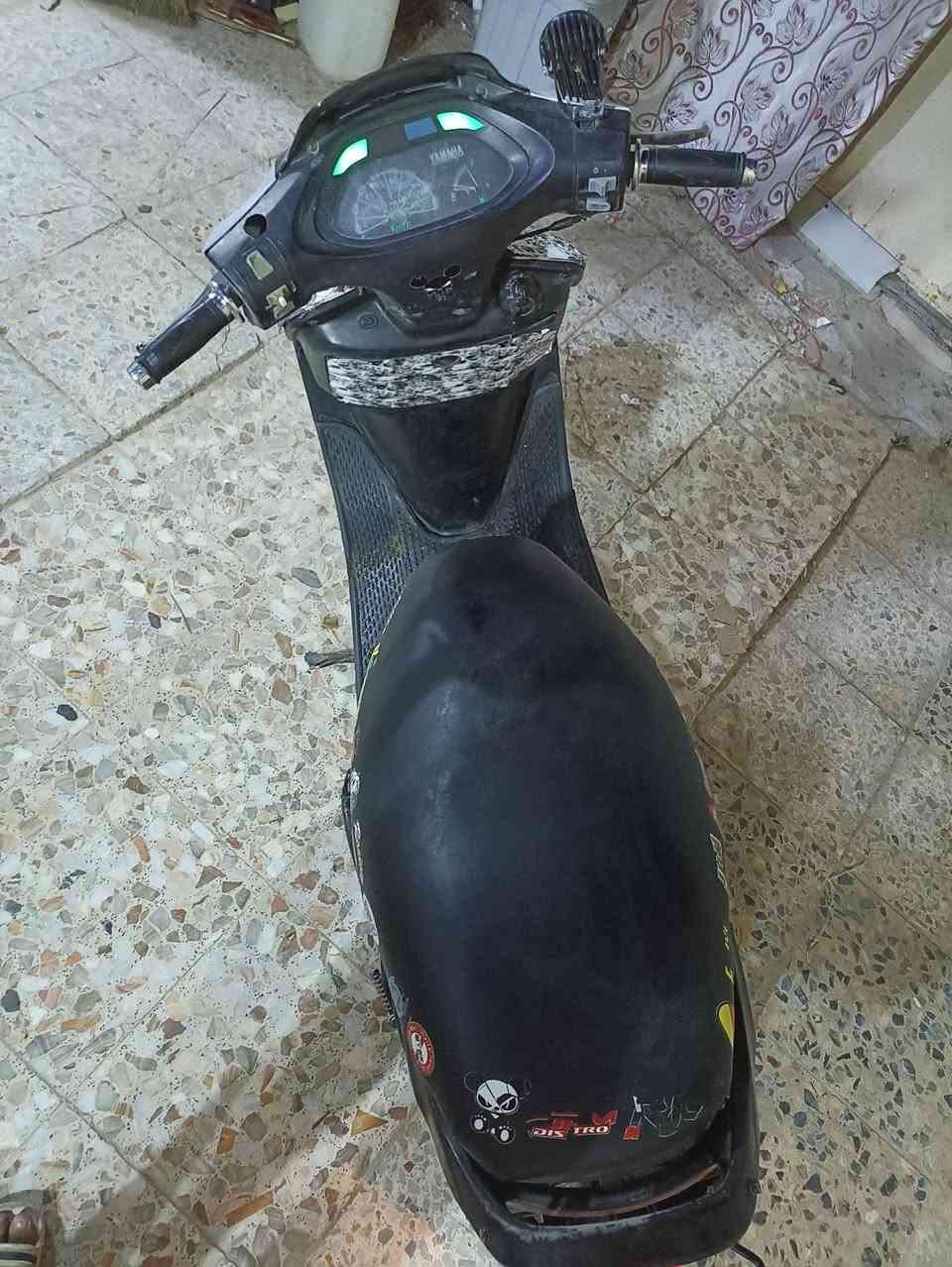 السلام عليكم دراجه فراشه فحل كهربائيات كلها شغاله سلف هندر مفتوحه سعرها 280 وبيها مجال بسيط مكاني نجف ميلاد للاستفسار الاتصال على الرقم وتساب ***********
