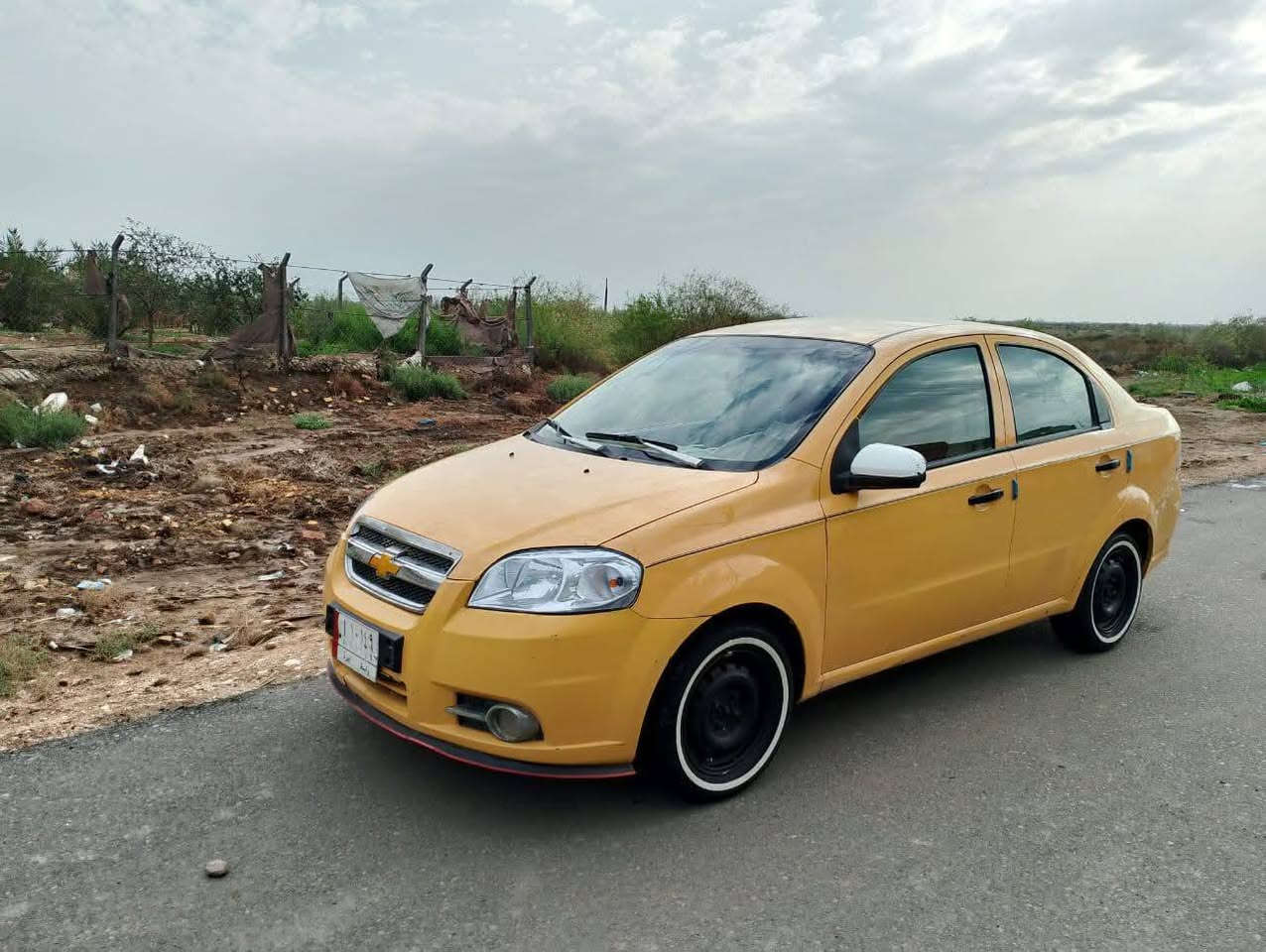 افيو موديل ٢٠١١ مكفوله من الضربه وصبغ تبديل كير جديد منضومه تبريد جديده تواير ابو الخطه سياره جاهزه ماناقصه اي شي مكانه سوق الشيوخ سعره 50 وبيه مجال ***********
