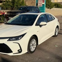 سلام شباب كورلا هايبرد موديل 2025 سياره ماشيه  17و500سياره جديده مكفول...