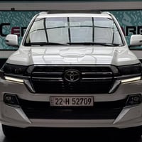 لاندكروز • ٢٠١٩ • مكفولة من الصبغ