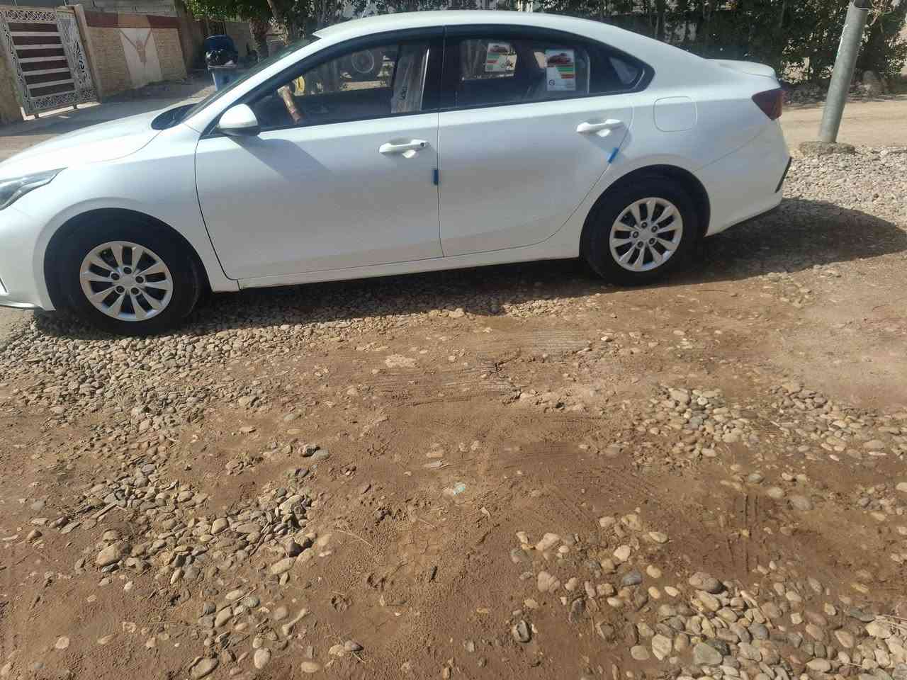 كيا سيراتو خليجي رقم اربيل مكينه 1600 موديل-2019. كفاله عامه بيه كارت فقط والباقي كفاله مكان السياره واسط السعر 147.   __***********
