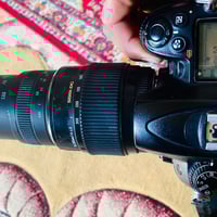 كاميرا نيكون D7000 للبيع السعر خاص