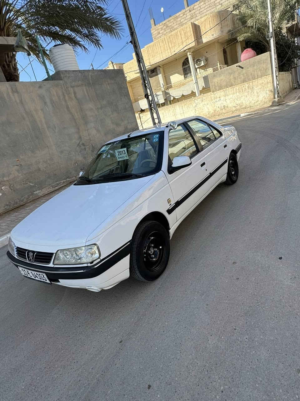 سلام عليكم بيجو اكد موديل 2013السياره كفاله عامه لادوسه ولا داير معمر بيه  عل بلاد كله مكينه فرنسي قطره بنص كير تخم تاير تبريد حداديه خير من الله سياره (السعر  44     بيه مجال لطيبين  مكان السياره  كربلاء طوريج   ***********
