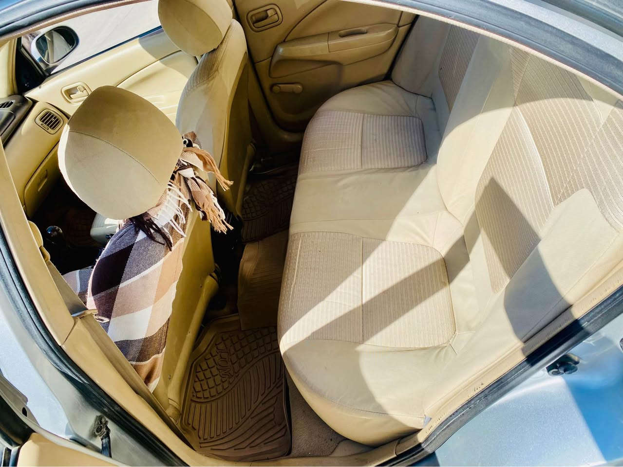 ئەم سەنیەمان هەیە بۆ فرۆشتن بێ بۆیاخە  بێ لێدراویە سەیارەیەکی جوان و بێ مەسرەفە گێر عادیە گێر و مەکینەی بەشەرتە 
سەنەوی تازەیە لە سلیمانیم
سعری ٩٥$ مجالێ برایانە

*********** السليمانية, العراق
