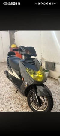 مستعجل على بيعتها بيها ولفات ضعاف سعر ٣٠٠ الف وبيها مجال 07856588482 ل...