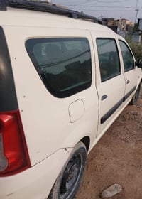 لوجان ٧راكب • تكسي • موديل ٢٠١٠