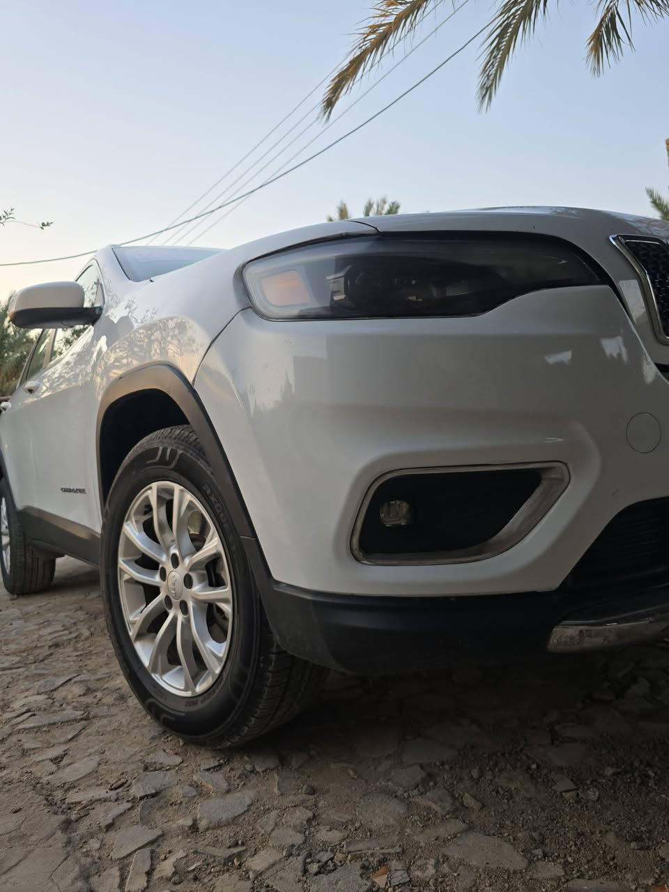 موديل 19 رقم ميسان دولي باسمي تو ويل محرك 2400  جاهزه من كل النواحي حادثهه بنيد مبدل وجاملغ مصلح شبرين سعرهه130وبيه مجال
***********
***********
