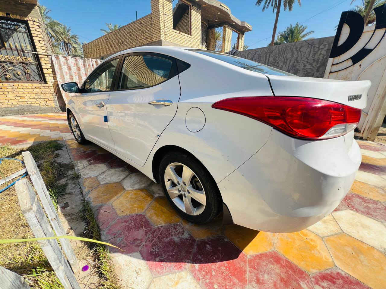 للبيع النتره موديل 2014 مكفوله بيها رصعات بصيطه كير مكينه مكفوله من كلشي العنوان الخيرات او الشبانات الاتصال فول مواصفات ماعده البصمه ماشيه 140 حقيقي التصال السعر 123 وبيها مجال قليل  للتصال***********
