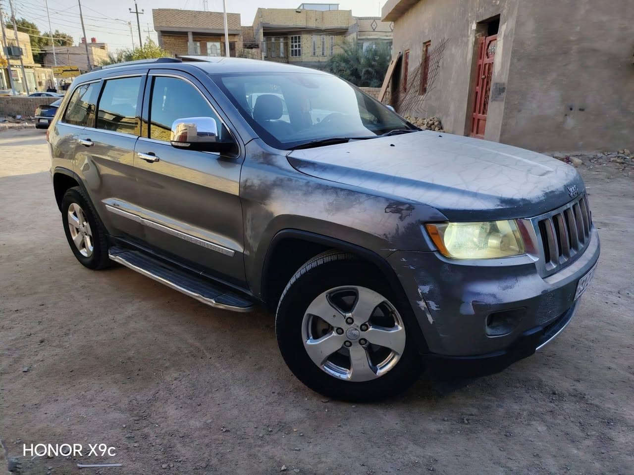 جيب لاريدو موديل ٢٠١٣ رقم  بغداد دولي بأسمي شخصياََ
سنويتها جديده لل ٢٠٣٠ وهزه جديده السياره كامل مواصفات لمتد
مكينه ٣٦٠٠ خير من الله مكينه وكير شرط الفحص
حداديه جديده + تخم تاير جديد
كهربائيات كلها شغاله +دواخل كلش جديده
تبريد ثلج 
السياره بيها تبديل جاملغ مبدل مال الوارد
وحاليا بيها ٥قطع جارده
بيع سريع محتاج واريد ابيع بدون مراوس
السعر ١٢٥ وقابل للتفاوض للإستفسار اتصل على الرقم 
***********
مكاني ناصريه مركز
