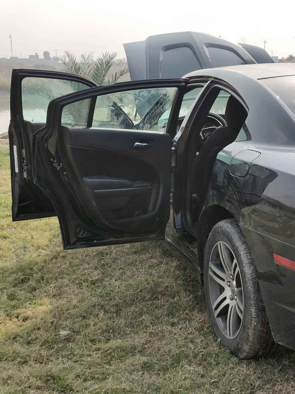 يالله
سياره جارجر موديل (14)لون اسود رقم اربيل
وارد خليجي
عينه 260
فول مواصفات عده الفتحه
بيها الم جاملغ وبنيد مقسم فقط
حداديه تخم تاير
اكسن
مكينه كير كارتون
السياره مامشتغله خط استخدام شخصي
عداد المشي 240
مكان السياره ميسان
سعر السياره 166وبيها مجال
للتواصل 
***********
***********
