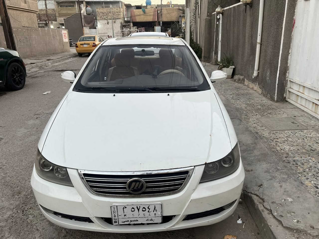 ليفان 620 محور كير ومكينة كورلا
بيها ضربة بالنيد والباب خلف الصدر وراجعة على البارد 

السعر ٥٥

العنوان بغداد الشعب 

***********
