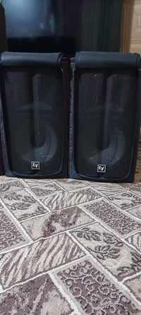 سماعات ايفي البيع تلث ازواج نضيفات ونقاوه فول الخاص مفتوح وبل الخدمه 0...