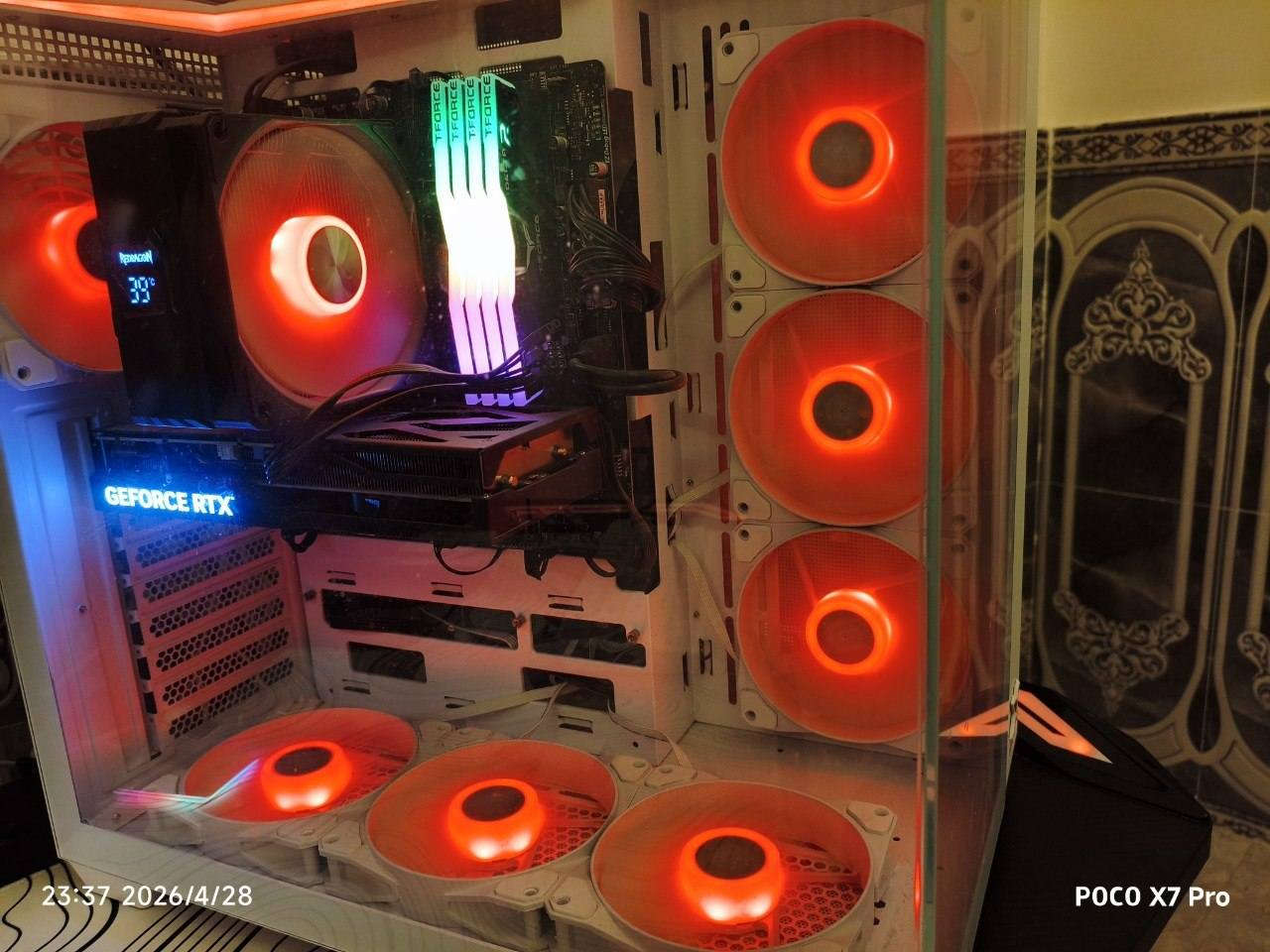 سلام عليكم بي سي جديده للبيع مستخدمه كافة القطع بالضمان
المعالج: intel i5 13400f
الكرت:RTX 4060 ti galax 8GB
الرمات: 32GB ddr4 3600 Tfore
المذربورد: mis B760M-P ddr4 pro wife
البورسبلاي: P.s 650W rocket
الذكرة: SSD 1TNVME m.2 Bullet
التبريد: هوائي من شركة redrago  المعالج ثلج ما يتحاج مائي
الكيس من xigmatek 7 فان
الطاولة: من spirit  جديدة بالجيس
وكيبورد attack shark x68 he مغناطيسي
وماوس attack shark x6
وسماعه hyperX cloud lll
وشاشه gigabyte 32 165hz Curved 2k G32QC
سعرها كامل مليونين الي تفيده بهيج سعر يتفضل عل الواتس اب


**إذا كنت صاحب هذا الإعلان وتريد حذفه لأي سبب، رجاءا أرسل رسالة إلى الدعم الفني**