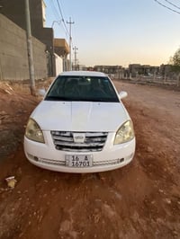 مكينة ٢٠٠٠ • قير اوتماتيك • مكفولة