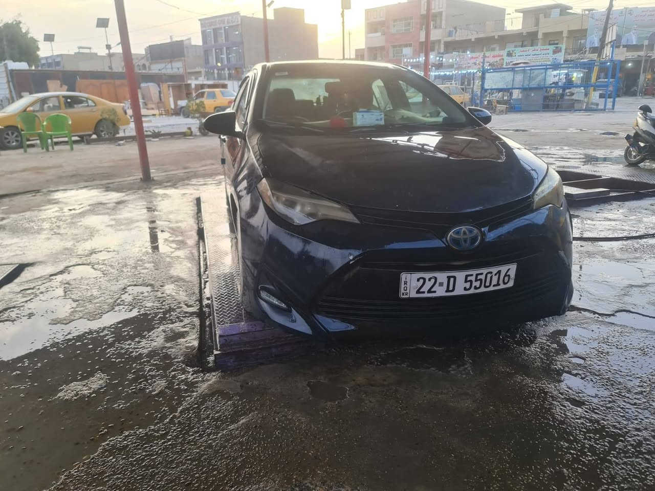 السلام عليكم سياره كورولا موديل 18 سياره خير من الله حلوه السعر 120 وبيها مجال مكان بغداد البياع ***********
