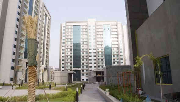 شقة للبيع في مجمع البروج السكني 
المساحة /173م

الطابق /9

2 غرف نوم 

الإطلالة على مدرج مطار بغداد الدولي 

ومجهزة بمطبخ مودرن 

للمزيد من المعلومات التواصل والاستفسار 

(***********)
