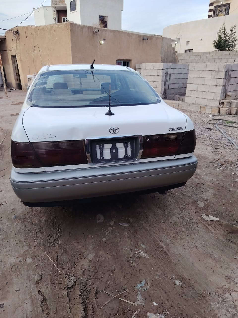 السلام عليكم ملكة أدوات كص سيارة كير ومحرك كصة فيفيتي فيشة وبطل مرغوب صدر خلفي وامامي شرط طبة ومشط ستيرن جديد باور مي حيل حلو كشر وقرفة جديد تبريد ثلج تفءة نار كشن كهربائي سيارة من الداعمية لا الداعيمة نقص برغي مابيهة نشاط تشك الكاع تخم تاير أربعة السعر ٢٨ قفل مكان السيارة العلم قريت الربيضة ***********) *********** سيارة جاهزة من كلشي
