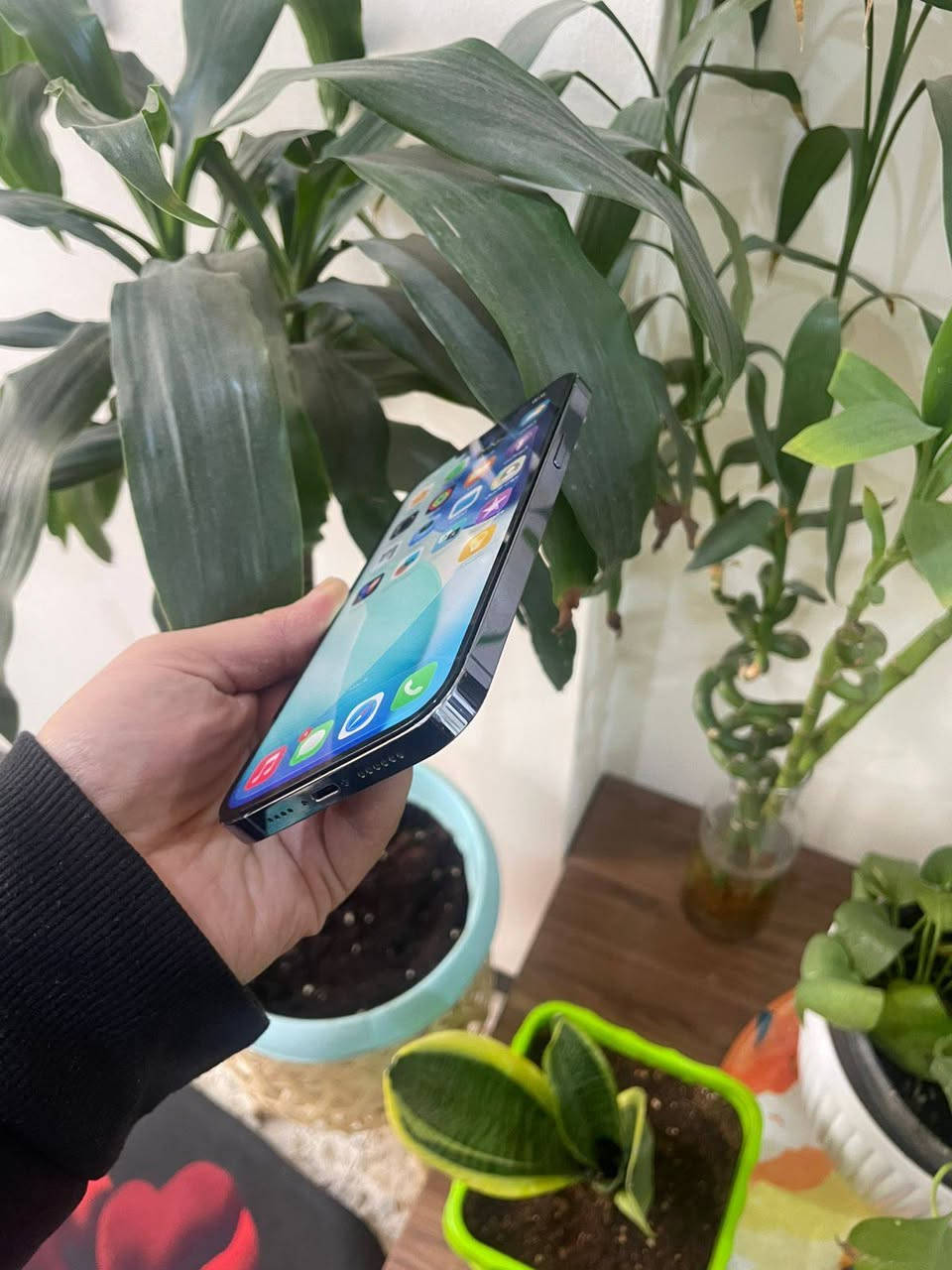 ايفون 13 برو ماكس ذاكره 512 بطاريه 82 بلادي
مبدل كمره وشاشه فول HD
فيس ايدي شغال مكفول من اي عطل 
كامل للاخير  بحري نموذج M
سعره 480 الف 
***********
