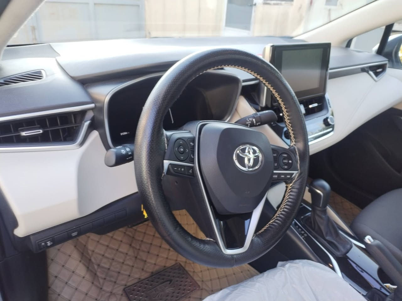 كورلا موديل ٢٤ شركه ساز سياره فول ١/1 ماشيه ٢١ بي ضمان شركه بدون صبغ بي باب جاملغ مبدل بلادي سياره ع وضع الشركه مواصفات بصمه سليت مراه شفط حساس امامي خلفي... بي ٣ اصابع بارد بعد مكفول... السعر 184 اخوان اقر المنشور وكلشي موجود ياسوك.. ***********.. مكان السياره كركوك.....
