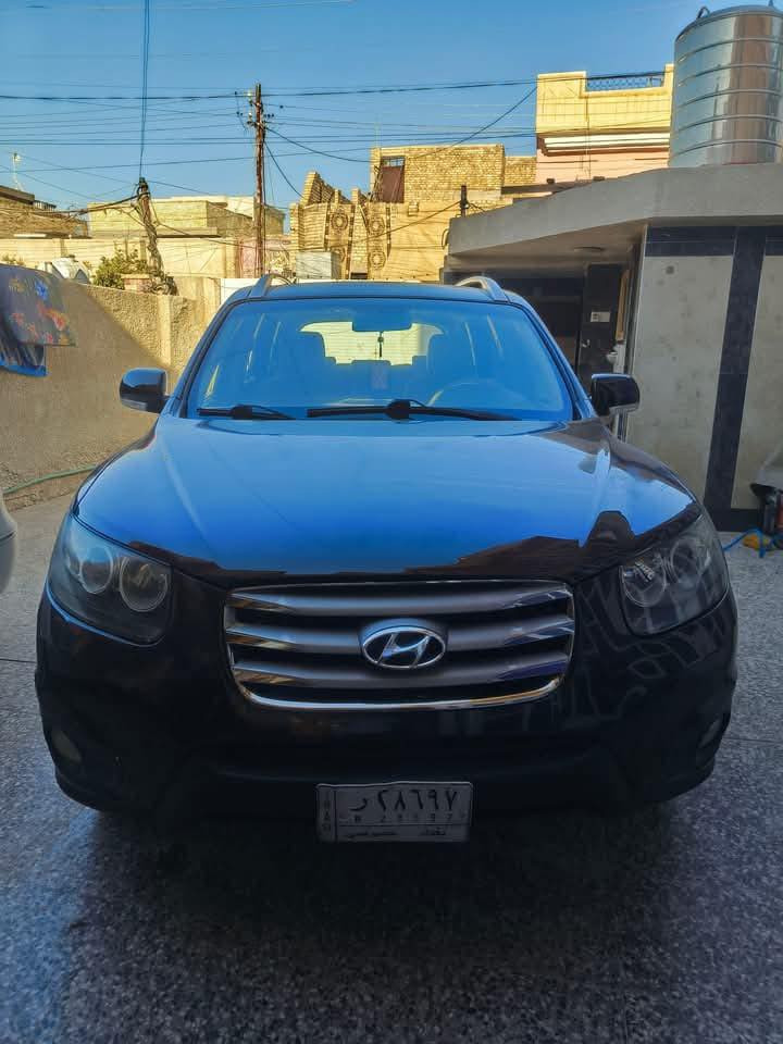 سنتافيا ٢٠١٢ شركة العامة بيهة ٣ قطع صبغ البنيد اثر جراد وجاملغ امام دافع ع باب السايق وضربة مواصلة لغد والسونار مرفق وي الصور رقم بغداد دولي المعنوان بغداد العبيدي السعر ١٣٥ وبيهة مجال صدر جديد امامي خلفي الرقم ***********
