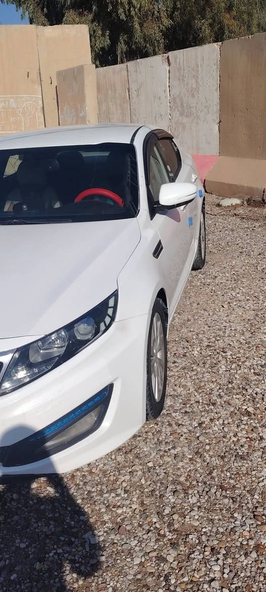 كيا اوبتيما موديل 12 خليجي مكينه كير حداديه تبريد جاهزه من كلشي  مكينه الفين وربعيمه رقم اربيل الماني تريد وكاله تريد تحويل السعر 97 وبيه مجال قليل كلش المكان نجف ***********
