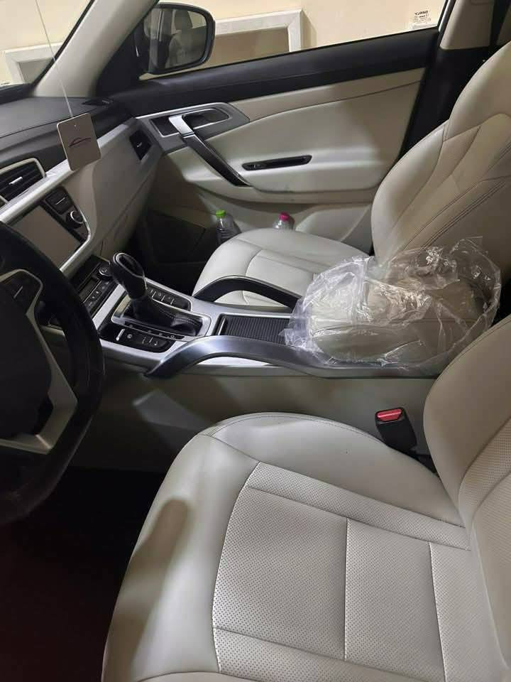 مكلّف بالنشر 
السلام عليكم 
جيلي امكراند sport 7x
مديل. 2021
فول واحد على واحد 
بصمة تشغل 
إشارات ترحيب 
مرايات شفط 
بنرامة 
إشارات بالمري
نقطة عمية 
حساسات 360•
اوتو هولد 
هندبريك بصمه 
ثلاث انضمة قيادة 
كشنات كهربائية 
مثبته سرعة 
كشنات تدفئة 
تدفئة استيرن 
قطعتين تبريد 
وبعد بها مواصفات معروفة 
ماشية 51 الف كيلو 
بدون ضرر بيها بس قديرة 
إصبعين تكحيل بالباب الخلف 
النفر  فقط 
رقم أربيل هزة جديد وشرط
التحويل باسمي 
للتواصل عبر الرقم 
***********
