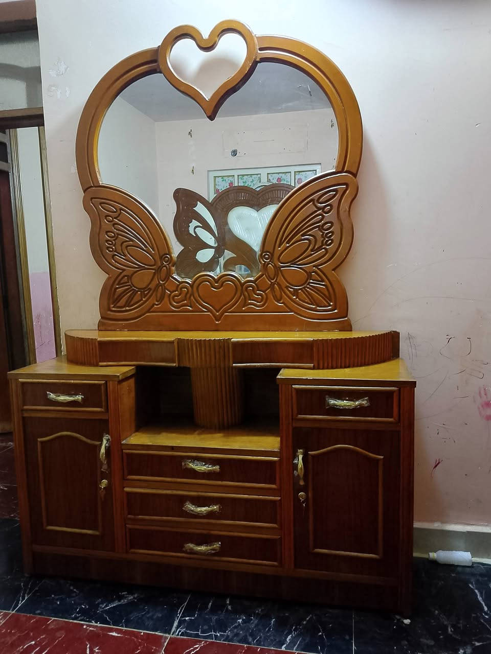 بلااااش😍👇
غرفه قاطين 6 بيبان ملحق تزكام مسكمه صاج وجهين ثقيل تكمه وكللش نضيفه زلغ مابيها والسعر 650 شراي اتصل عالرقم *********** ميسان حي شهداء

