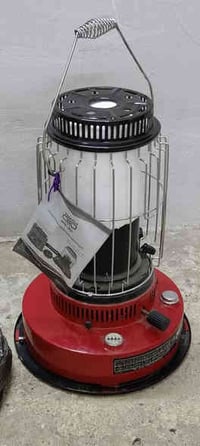 صوبه سولان جديده مامستعمله شرط بنايلونه والثانيه ياباني مستعمل ينرادله...