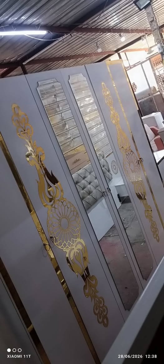 خمس قطع نظيف ***********
