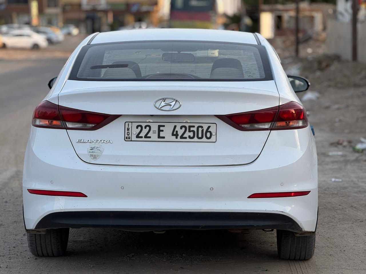 النترا 2018 فول عدا البصمة
مكينة دوش 2000
مكينه + كير كفالة
بيها بارد جوه المرايه مال سايق بالباب بارد 4 اصابع 
طخه بالدوسه شبر 
السعر 150 وبيها مجال 
مكان السيارة الديوانية
للاتصال واستفسار 
هذا رقم 
‭0771 331 9339‬
