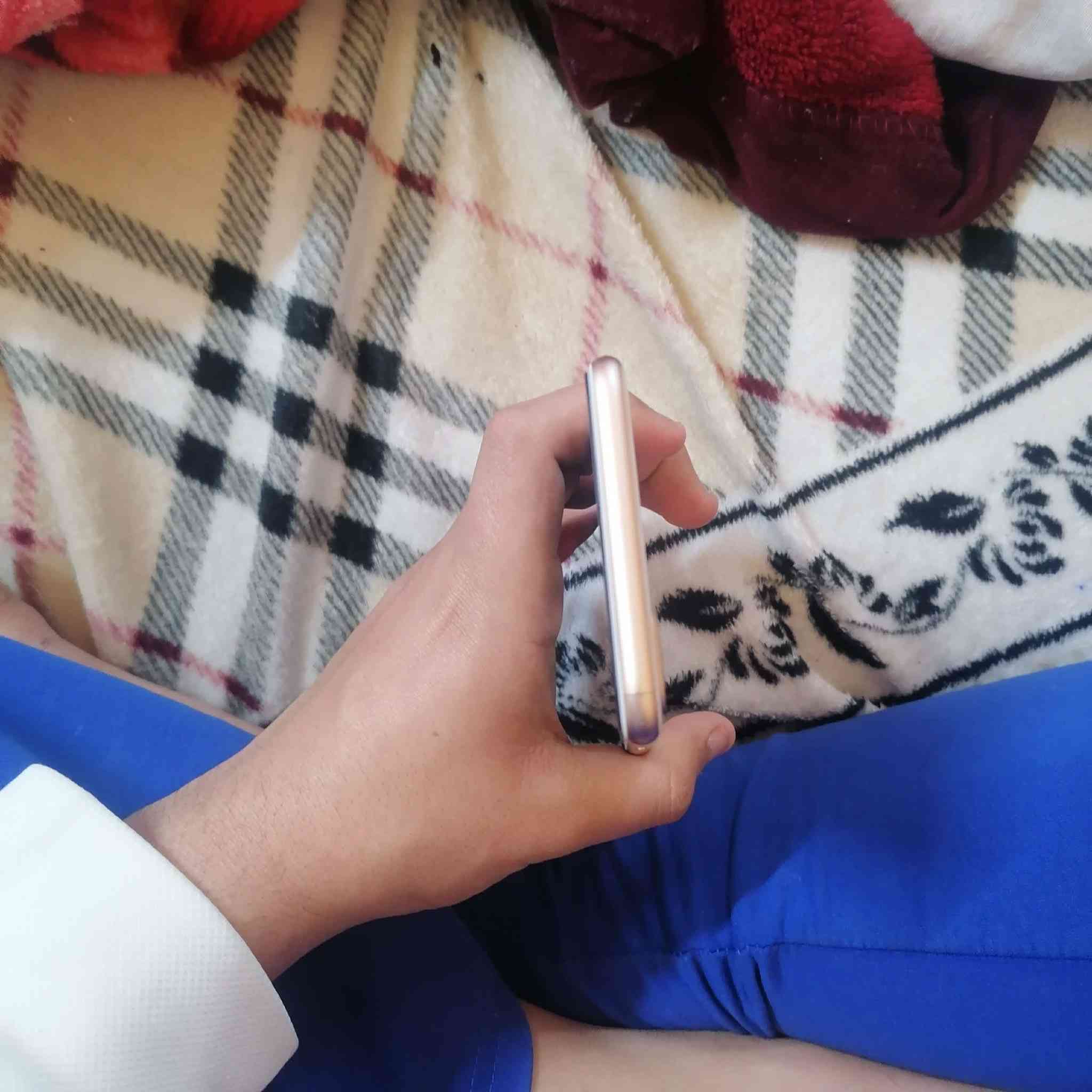 ايفون 8plus
💵السعر: 150 ألف بيه مجال فقط حك الجية +يرهم مراوس ويا اكس ماكس او 11عادي بدون فرق 
🔹بوبجي 60 فريم 
🔹 الذاكرة: 64GB
🔹بطارية : 74
🔹 الجهاز شغال بالكامل بدون أي خلل
🔹 البصمة شغالة طبيعي
🔹 تك سيم شغال طبيعي
🔹 الكامرات شغالات وتصويرهم حيل حلو 📸
🔹 الهزازات شغالات طبيعي
ملاحظة : 
الجهاز شرط ما مبدل بيه كلشي ولا مصعده بطاريته شرط شرط + تفحصه وين ما تريد + الجهاز احلا بل حقيقة 
📍 الموقع: موصل – الأيمن 
📞 التواصل: خاص أو اتصال مباشر

***********
