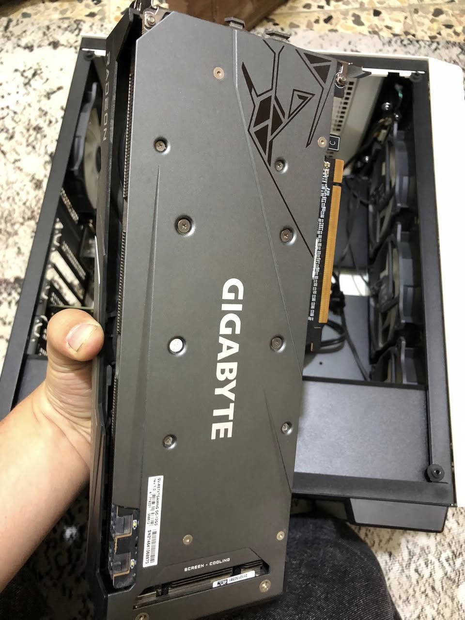 السلام عليكم
وحش AMD 
Gigabyte Radeon RX 6700 XT 12GB OC 3 Fan
الكارت بحالة جداً ممتازة
نظافة ١٠٠٪؜
غير مفتوح وعالفحص
اعلى حرارة ٦٩ 
(جيكو صور البنشمارك)
السعر ٤٧٠ الف
ماعندي توصيل
مكاني بغداد ، جميلة


**إذا كنت صاحب هذا الإعلان وتريد حذفه لأي سبب، رجاءا أرسل رسالة إلى الدعم الفني**
